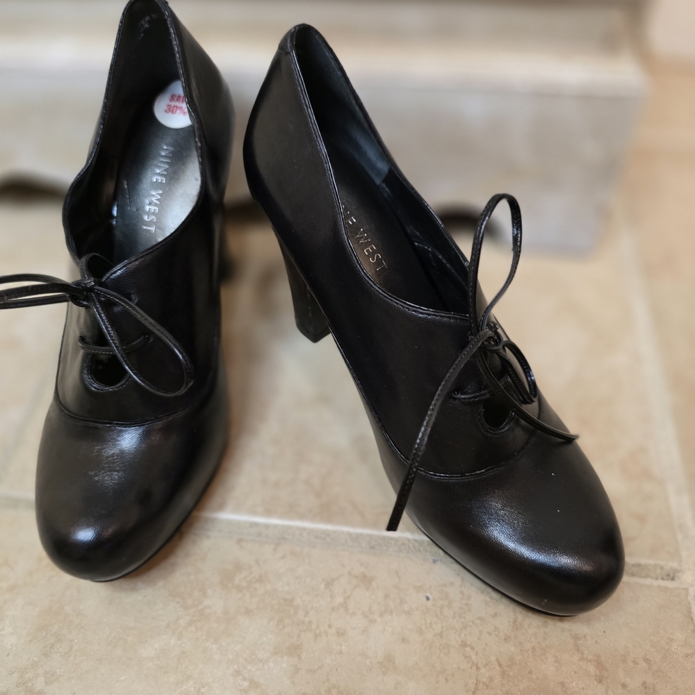 Nine West Black Granny Style Lace Up Bootie Pumps Women's Shoes